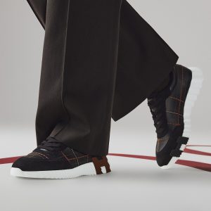 Hermes Bouncing Sneaker Men Calfskin Suede Goatskin Noir H252886ZH01390 - Image 10