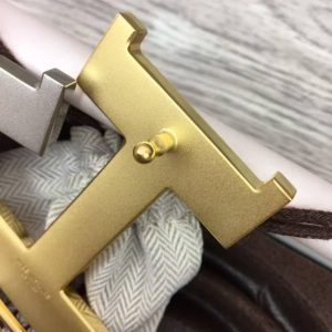 Constance Belt Buckle & Reversible Leather Strap 38 mm Box 135 and Togo Calfskin Brushed Permabrass Buckle Yellow Gold Noir Gold - Image 5
