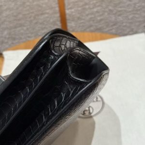 Hermes Constance 24 CM Bag Handmade In Matte Alligator Leather from Mississippi Black Enamel Fittings Hardware 89 Noir - Image 6