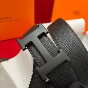 Constance Belt Buckle & Reversible Leather Strap 38 mm Box 135 and Togo Calfskin So Black Metal Finish Buckle Noir Noir - Image 3
