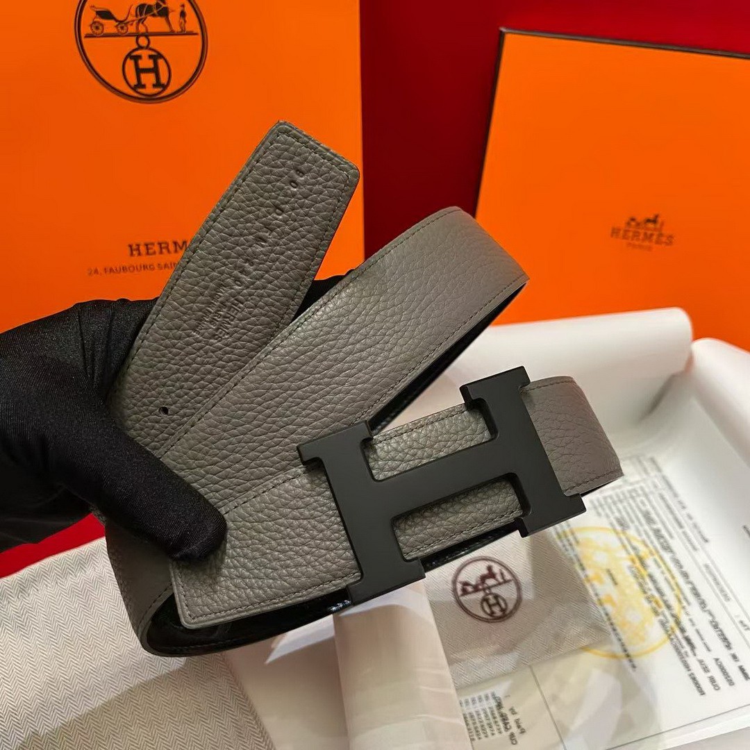 Constance Belt Buckle & Reversible Leather Strap 38 mm Box 135 and Togo Calfskin So Black Metal Finish Buckle Noir Étoupe