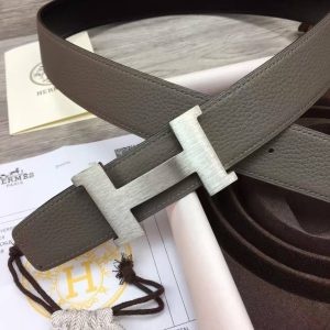 Alternative view of Constance Belt Buckle & Reversible Leather Strap 38 mm Box 135 and Togo Calfskin Brushed Permabrass Buckle Yellow Gold Noir Gris Étain