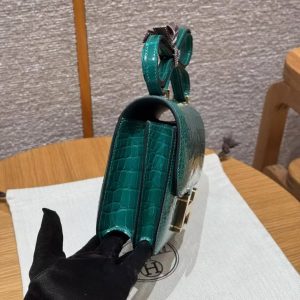 Hermes Constance 19 CM Bag Handmade In Bright Faced Alligator Leather from Mississippi Gold Hardware 6Q Vert Emeraude - Image 19