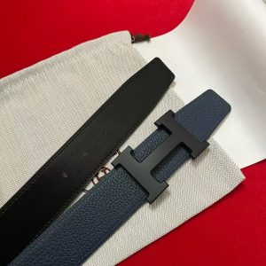 Constance Belt Buckle & Reversible Leather Strap 38 mm Box 135 and Togo Calfskin So Black Metal Finish Buckle Noir Bleu De Prusse - Image 7