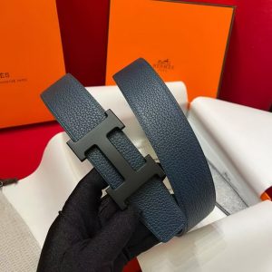 Constance Belt Buckle & Reversible Leather Strap 38 mm Box 135 and Togo Calfskin So Black Metal Finish Buckle Noir Bleu De Prusse - Image 6