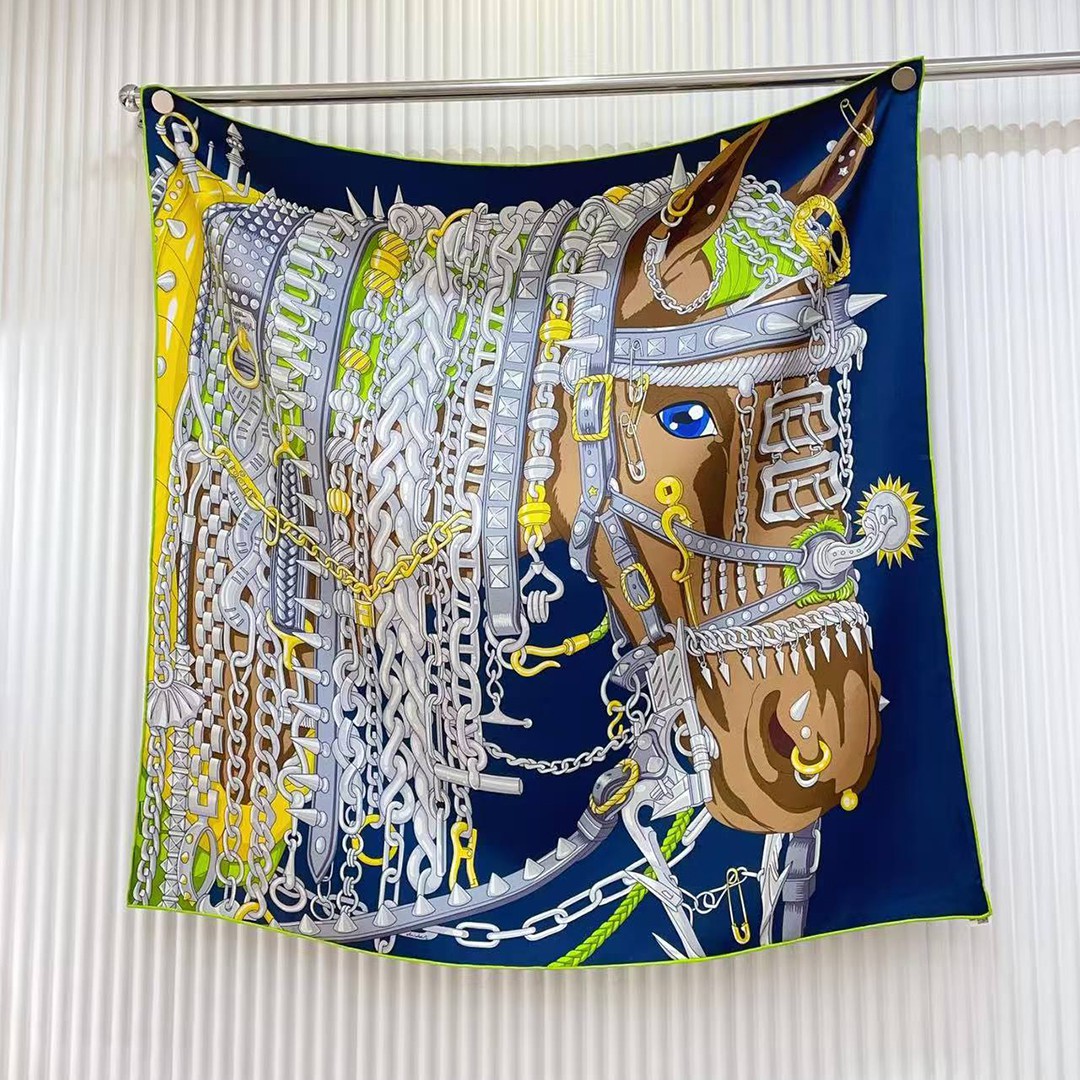 Hermes Cheval Heavy Metal Scarf 100 Cashmere and Silk H104295T 05 - Image 5