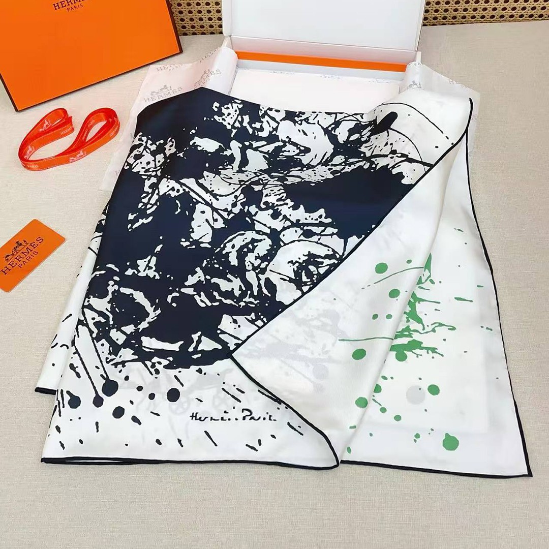 Hermes Cheval Surprise Double Face Scarf 90 100% Silk H904353S 03 - Image 6