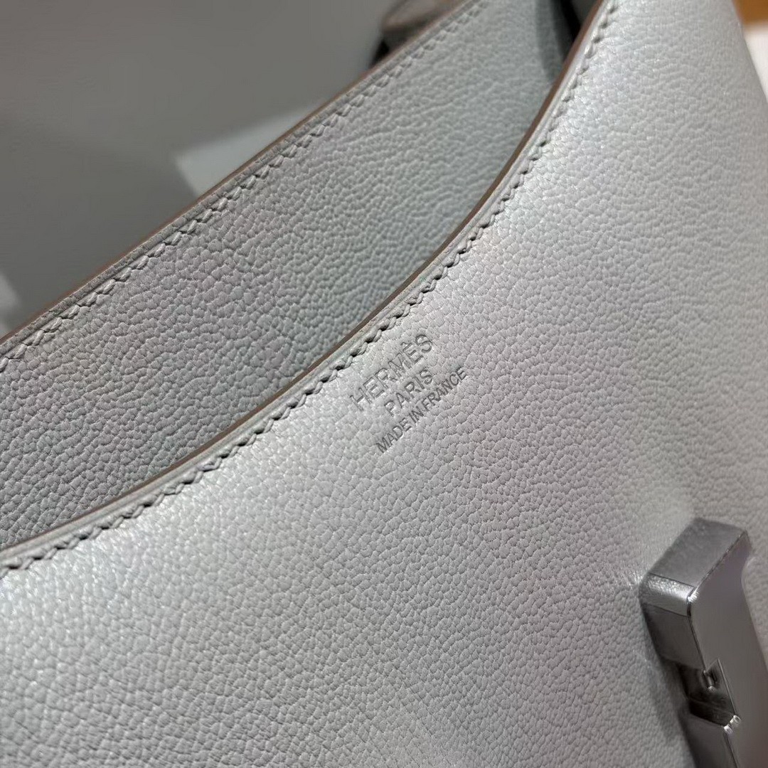 Hermes Constance 18 CM Bag Handmade In Chèvre Calfskin Leather Silver Hardware 80 Girs Perle - Image 17