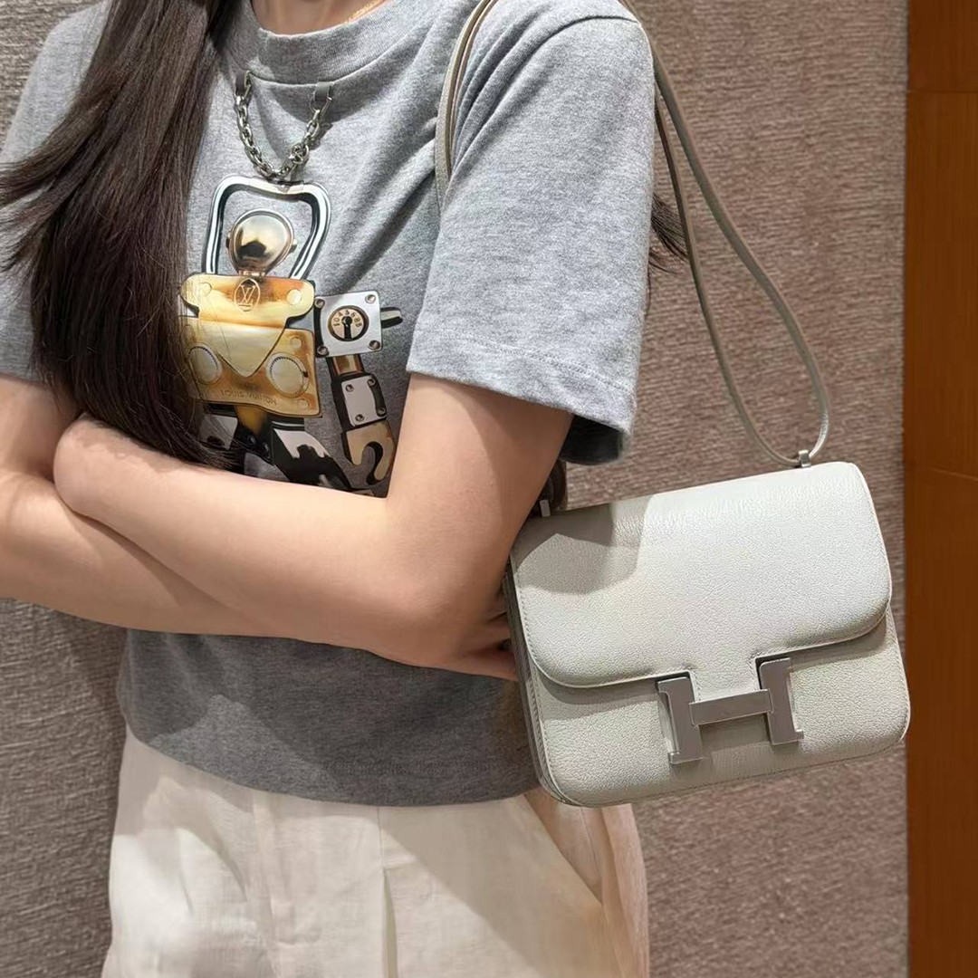 Hermes Constance 18 CM Bag Handmade In Chèvre Calfskin Leather Silver Hardware 80 Girs Perle - Image 4