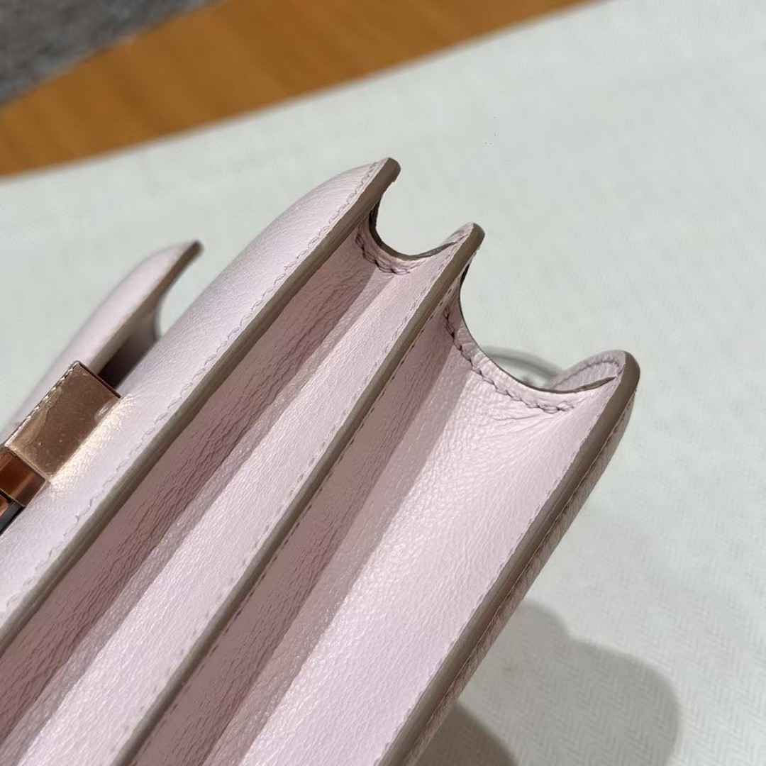Hermes Constance 19 CM Bag Handmade In Chèvre Calfskin Leather Rose Gold Hardware 09 Mauve Pale - Image 7