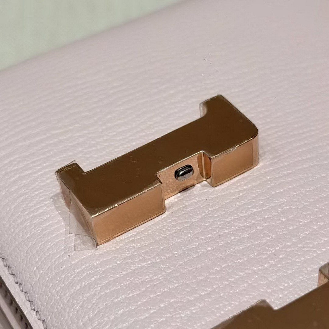 Hermes Constance 19 CM Bag Handmade In Chèvre Calfskin Leather Rose Gold Hardware 09 Mauve Pale - Image 6