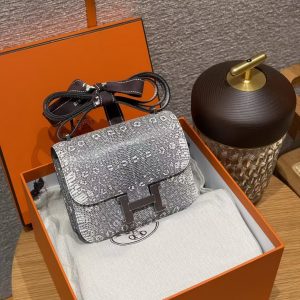 Hermes Constance 19 CM Bag Handmade In Lizard Leather from South Africa Silver Hardware 1B Ombre - Image 3