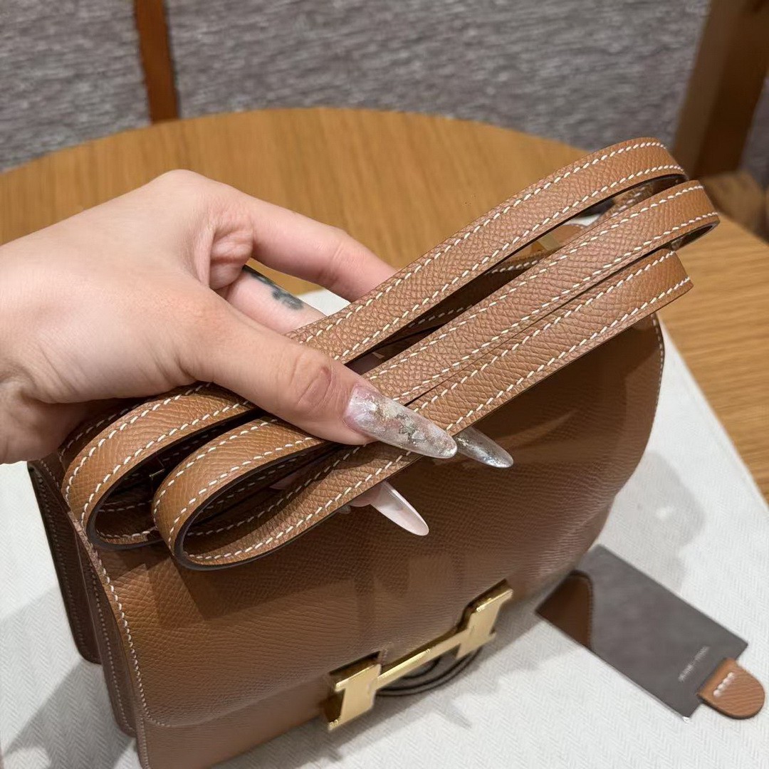 Hermes Constance 19 CM Bag Handmade In Epsom Calfskin Leather Gold Hardware 37 Gold - Image 7