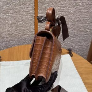 Hermes Constance 19 CM Bag Handmade In Matte Alligator Leather from Mississippi Gold Hardware 37 Gold - Image 18
