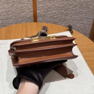 Hermes Constance 19 CM Bag Handmade In Matte Alligator Leather from Mississippi Gold Hardware 37 Gold - Image 17