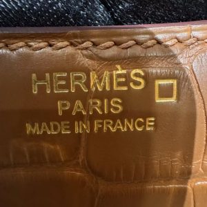 Hermes Constance 19 CM Bag Handmade In Matte Alligator Leather from Mississippi Gold Hardware 37 Gold - Image 16