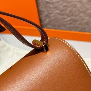 Hermes Constance 19 CM Bag Handmade In Swift Calfskin Leather Gold Hardware 37 Gold - Image 3