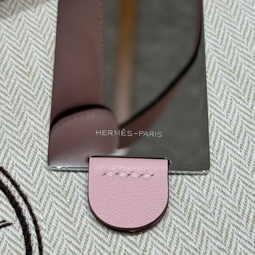Hermes Constance 19 CM Bag Handmade In Swift Calfskin Leather Silver Hardware 3Q Rose Sakura 5P Pink - Image 6