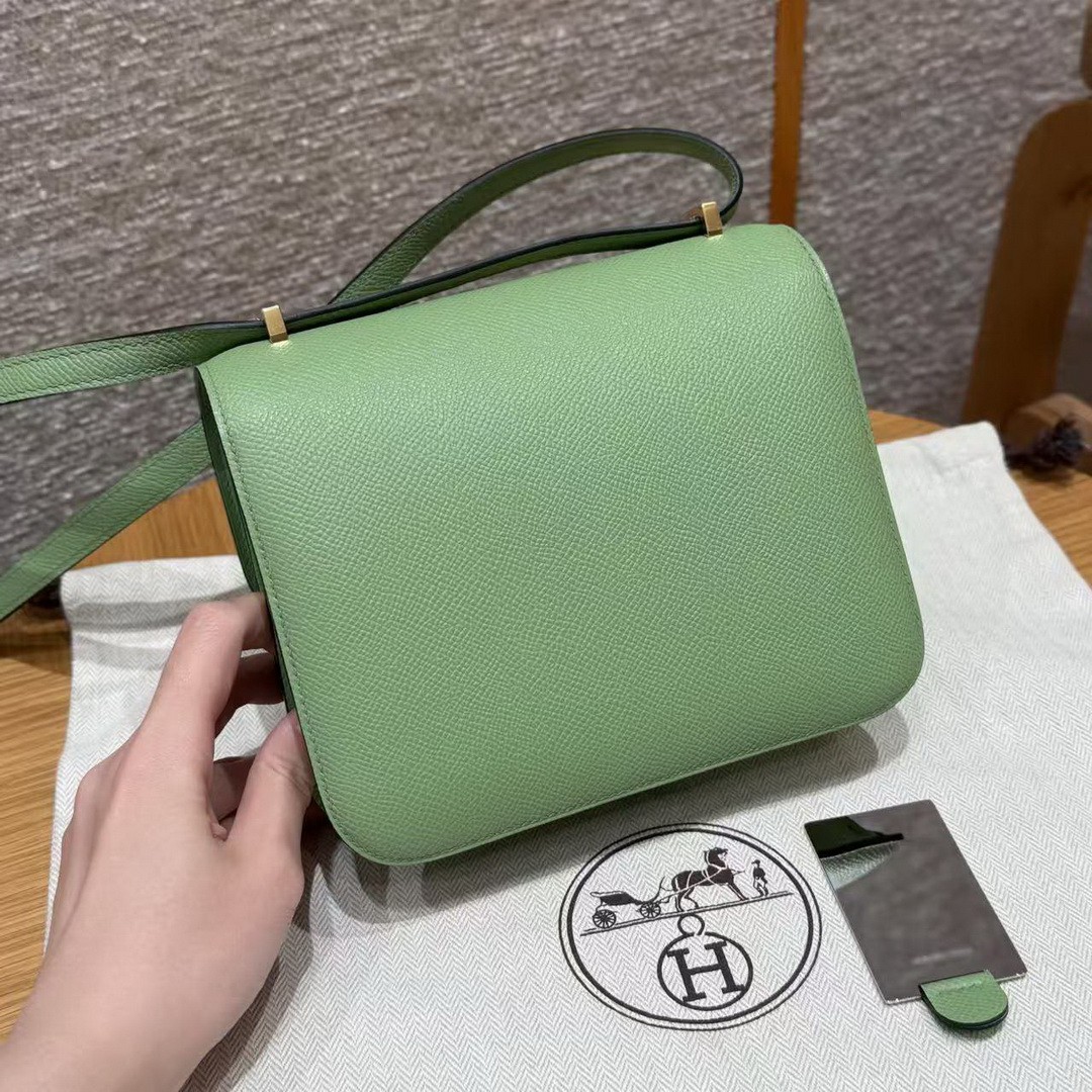 Hermes Constance 19 CM Bag Handmade In Epsom Calfskin Leather Gold Hardware 3i Vert Criquent - Image 2