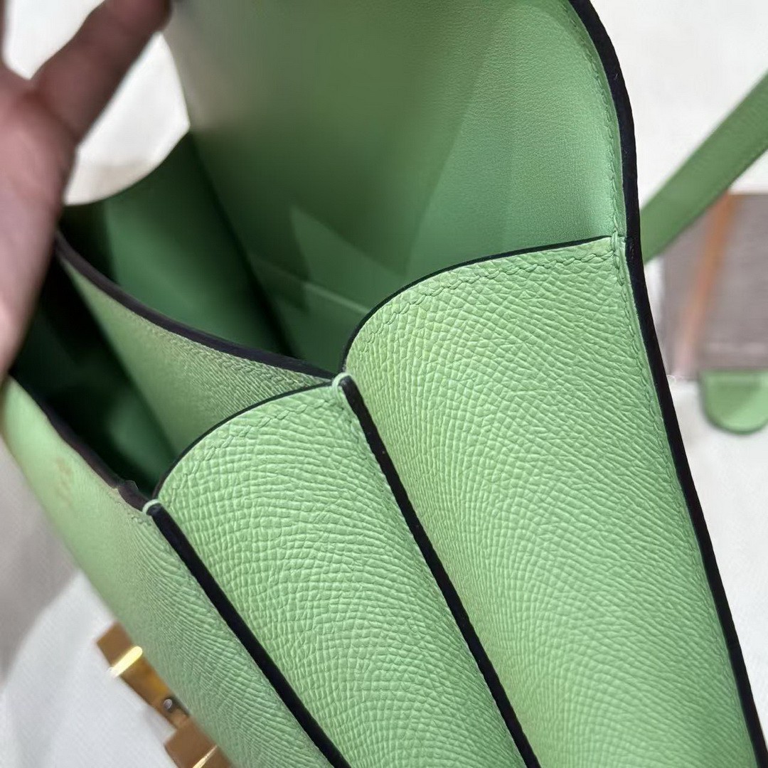 Hermes Constance 19 CM Bag Handmade In Epsom Calfskin Leather Gold Hardware 3i Vert Criquent - Image 8