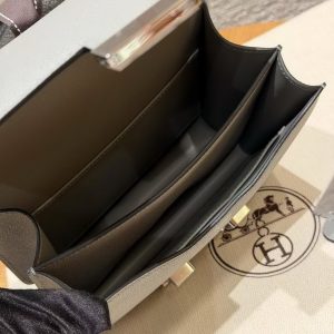 Hermes Constance 19 CM Bag Handmade In Epsom Calfskin Leather Silver Hardware 4Z Gris Mouette - Image 12