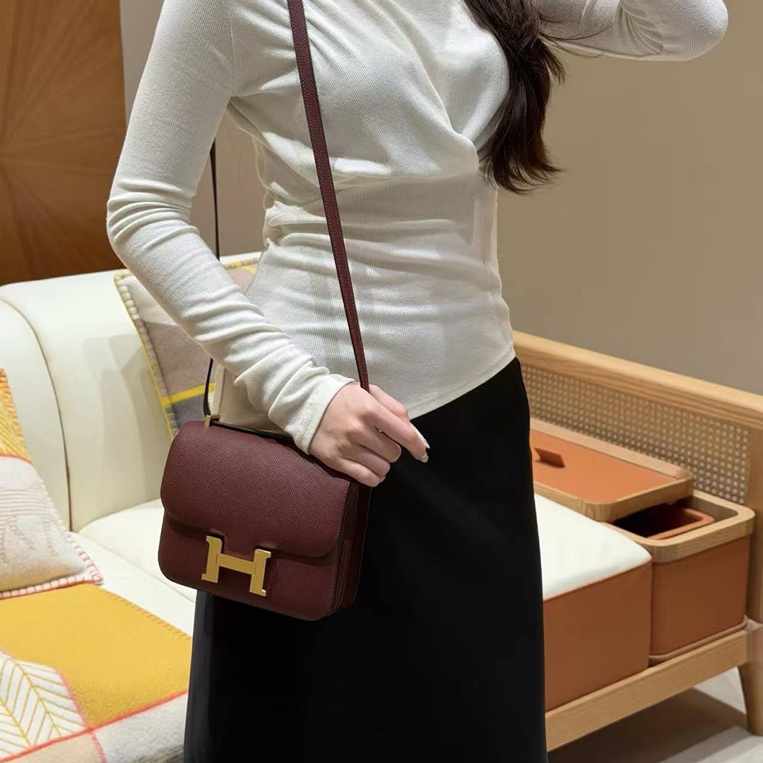 Hermes Constance 19 CM Bag Handmade In Epsom Calfskin Leather Gold Hardware 55 Rouge H - Image 3