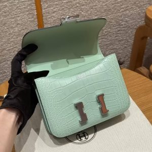 Hermes Constance 19 CM Bag Handmade In Matte Alligator Leather from Mississippi Silver Hardware 6W Menthe - Image 11