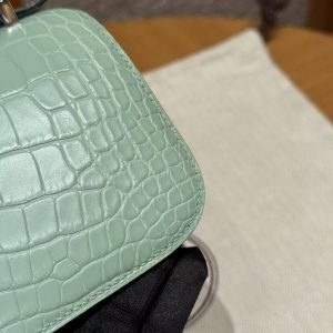 Hermes Constance 19 CM Bag Handmade In Matte Alligator Leather from Mississippi Silver Hardware 6W Menthe - Image 8