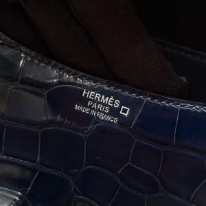 Hermes Constance 19 CM Bag Handmade In Alligator Leather from Mississippi Silver Hardware 78 Bleu Marine - Image 11