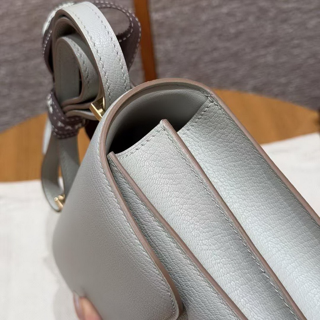 Hermes Constance 19 CM Bag Handmade In Chèvre Calfskin Leather Gold Hardware 80 Girs Perle - Image 9