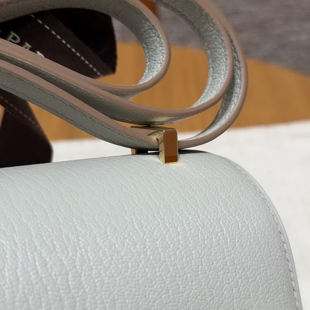 Hermes Constance 19 CM Bag Handmade In Chèvre Calfskin Leather Gold Hardware 80 Girs Perle - Image 8