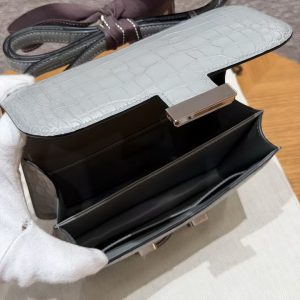 Hermes Constance 19 CM Bag Handmade In Matte Alligator Leather from Mississippi Silver Hardware 80 Gris Perle - Image 19