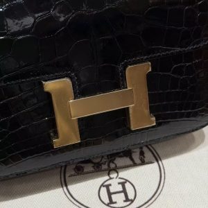 Hermes Constance 19 CM Bag Handmade In Alligator Leather from Mississippi Gold Hardware 89 Noir - Image 15