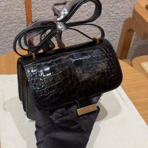 Hermes Constance 19 CM Bag Handmade In Alligator Leather from Mississippi Gold Hardware 89 Noir - Image 13
