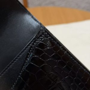 Hermes Constance 19 CM Bag Handmade In Alligator Leather from Mississippi Gold Hardware 89 Noir - Image 10