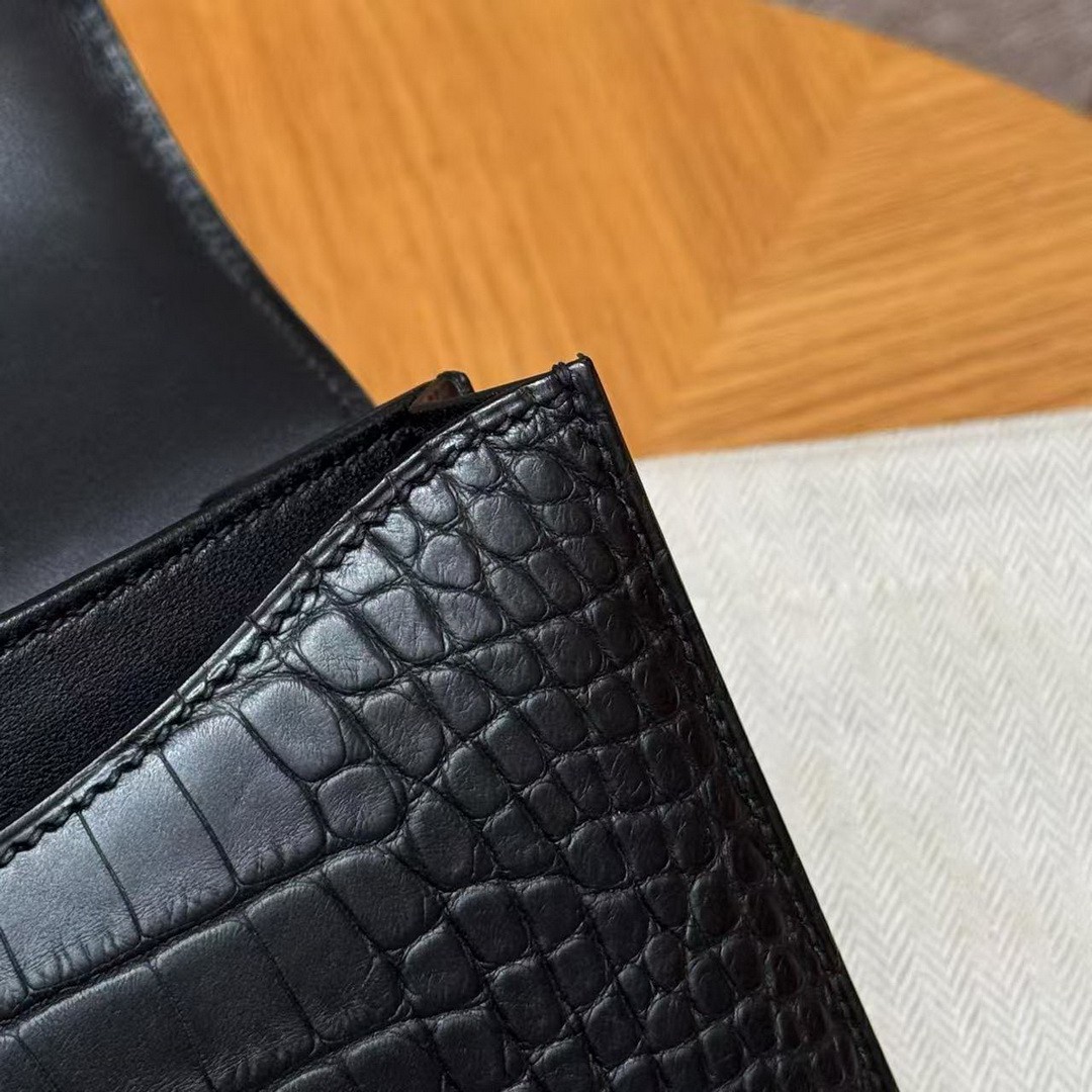 Hermes Constance 19 CM Bag Handmade In Matte America Crocodile Leather Silver Hardware 89 Noir - Image 14