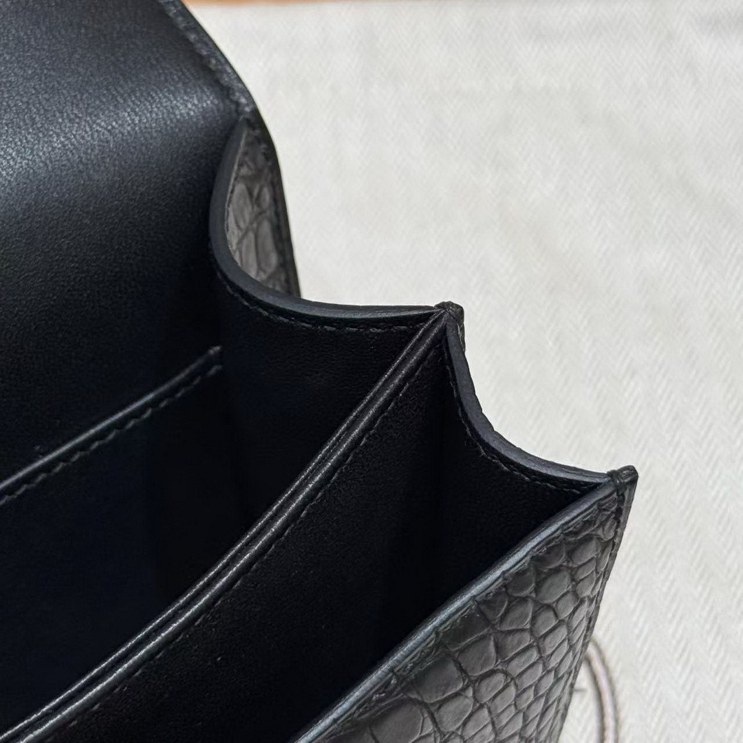 Hermes Constance 19 CM Bag Handmade In Matte America Crocodile Leather Silver Hardware 89 Noir - Image 13