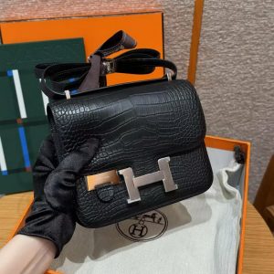 Hermes Constance 19 CM Bag Handmade In Matte America Crocodile Leather Silver Hardware 89 Noir - Image 4