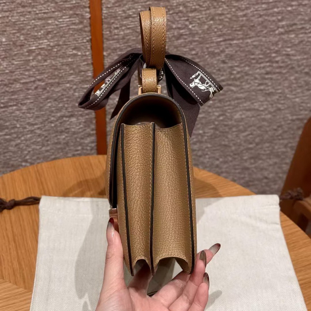 Hermes Constance 19 CM Bag Handmade In Chèvre Calfskin Leather Rose Gold Hardware OM Chai - Image 18