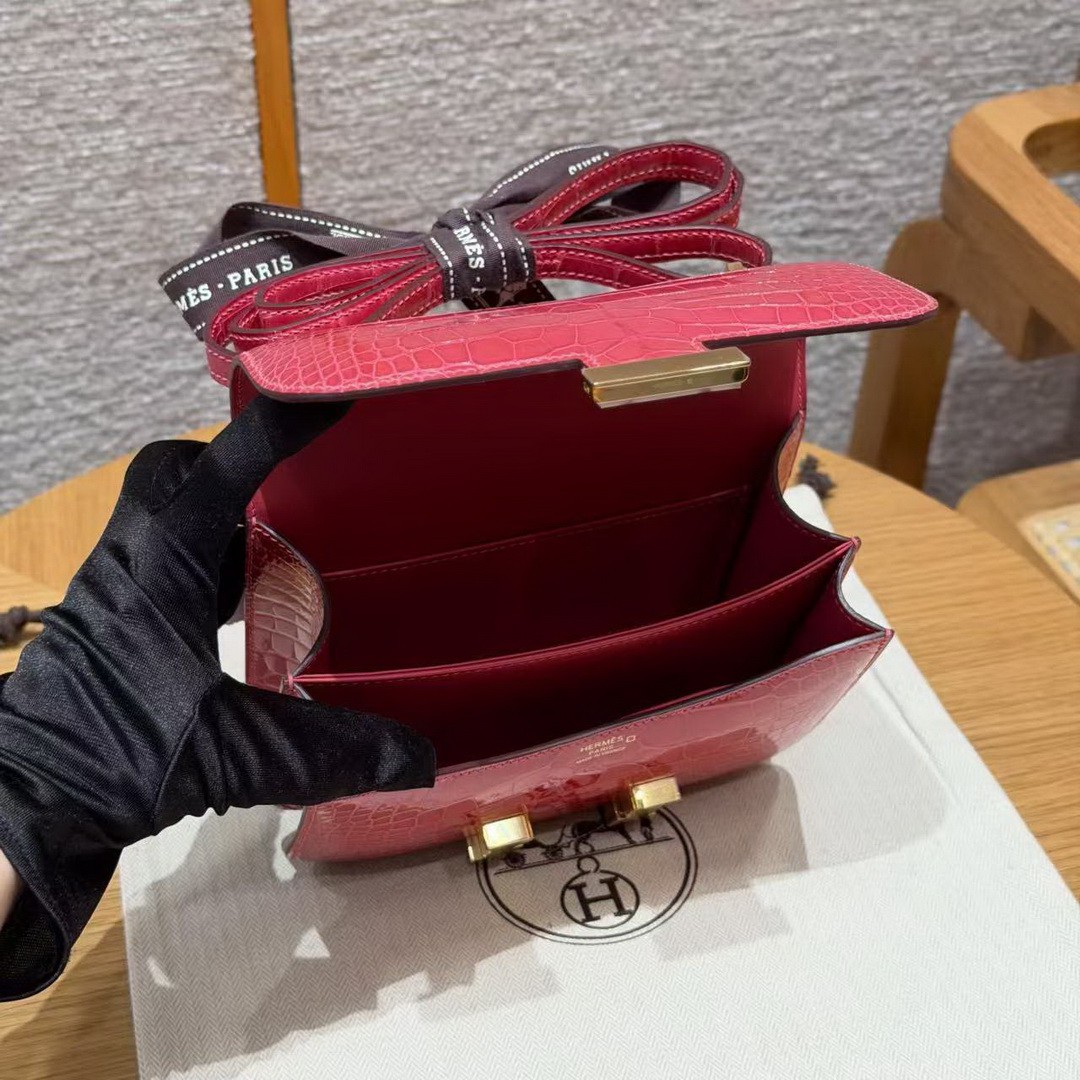 Hermes Constance 19 CM Bag Handmade In Alligator Leather from Mississippi Gold Hardware i6 Rose Extreme - Image 20
