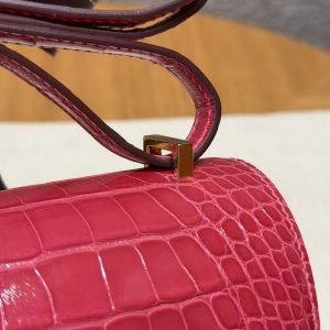 Hermes Constance 19 CM Bag Handmade In Alligator Leather from Mississippi Gold Hardware i6 Rose Extreme - Image 14