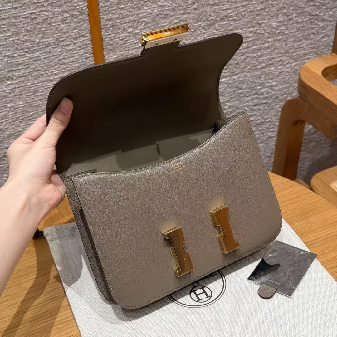 Hermes Constance 24 CM Bag Handmade In Chèvre Calfskin Leather Gold Hardware 18 Etoupe - Image 13