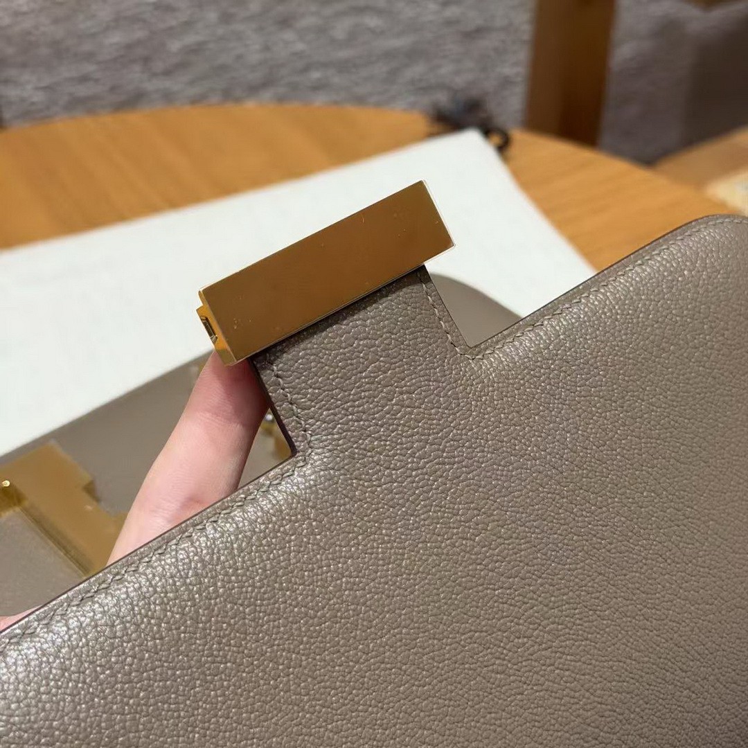 Hermes Constance 24 CM Bag Handmade In Chèvre Calfskin Leather Gold Hardware 18 Etoupe - Image 10