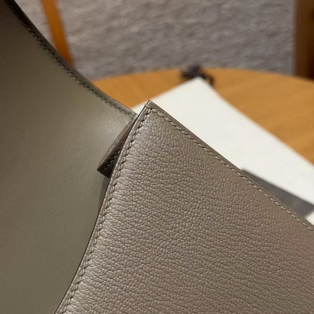 Hermes Constance 24 CM Bag Handmade In Chèvre Calfskin Leather Gold Hardware 18 Etoupe - Image 9
