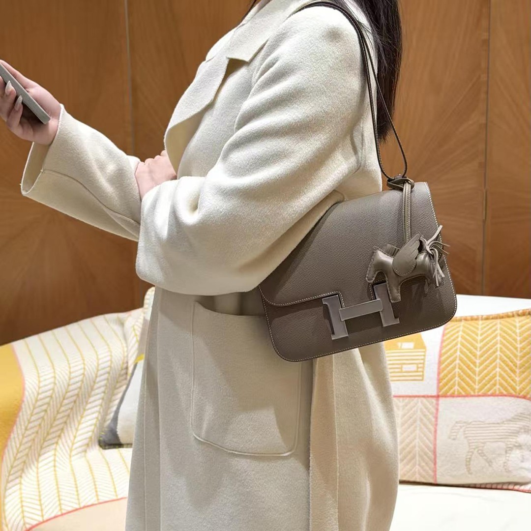 Hermes Constance 24 CM Bag Handmade In Epsom Calfskin Leather Silver Hardware 18 Etoupe - Image 4