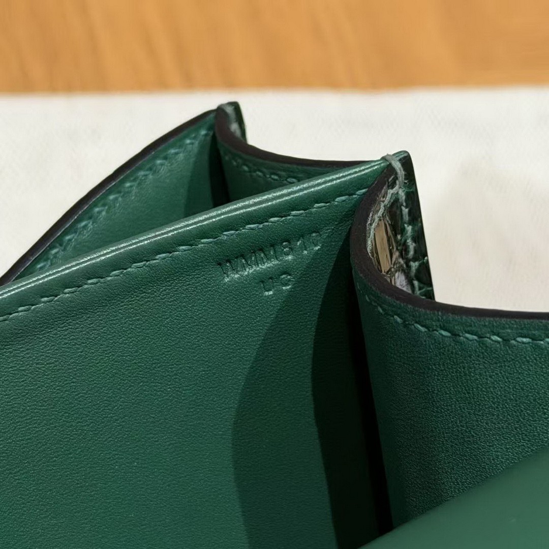 Hermes Constance 24 CM Bag Handmade In Porosus Crocodile Leather Silver Hardware 67 Vert Fonce - Image 13