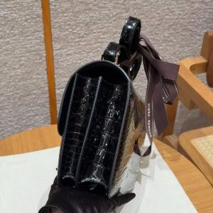 Hermes Constance 24 CM Bag Handmade In Alligator Leather from Mississippi Gold Hardware 89 Noir - Image 17
