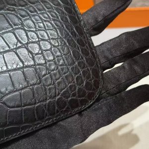 Hermes Constance 24 CM Bag Handmade In Alligator Leather from Mississippi Silver Hardware 89 Noir - Image 9