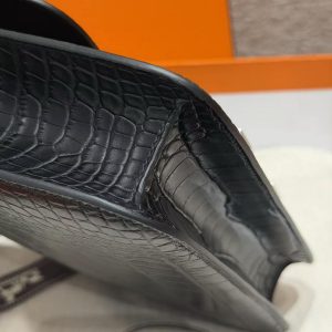 Hermes Constance 24 CM Bag Handmade In Alligator Leather from Mississippi Silver Hardware 89 Noir - Image 6