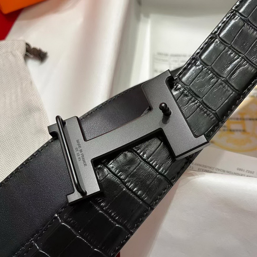 Constance Belt Buckle & Mississippiensis Alligator Leather Strap 38 mm So Black Metal Finish Buckle Noir - Image 4